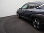 Hyundai Kona 1.6 GDI HEV Premium Sky | Panoramadak | Stoel -en stuurverwarming | Climate Control | Head Up Display | BOSE Premium Audio | 360 Camera | Apple Carplay/Android Auto | ACTIEPRIJS, VRAAG NAAR DE VOORWAARDEN |