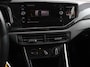 Volkswagen Polo 1.0 TSI Life Navigatie  Digitale Cockpit  Airco  Parkeer sensoren V+A LED  Lichtmetalen Velgen  Bluetooth  Limitter