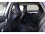 Volvo V90 T6 Recharge AWD Plus Bright - IntelliSafe Assist & Surround - 360º Camera - Harman/Kardon audio - Adaptieve LED koplampen - Verwarmde voorstoelen, stuur & achterbank - Parkeersensoren voor & achter - Elektr. bedienb. voorstoelen met geheugen - Extra getint glas - 19' LMV