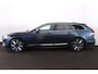Volvo V90 T6 Recharge AWD Plus Bright - IntelliSafe Assist & Surround - 360º Camera - Harman/Kardon audio - Adaptieve LED koplampen - Verwarmde voorstoelen, stuur & achterbank - Parkeersensoren voor & achter - Elektr. bedienb. voorstoelen met geheugen - Extra getint glas - 19' LMV