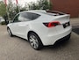 Tesla Model Y RWD 60 kWh 1e EIGENAAR 27.000 KM!!!! // PANODAK // NAVI // ADAPTIVE CRUISE // CLIMA // AUTOPILOT // 360 CAMERA // LEDEREN BEKLEDING //