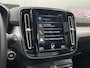 Volvo XC40 1.5 T4 Recharge Inscription Expression | Parkeersensoren voor + achter | Panoramisch schuif/kanteldak | Cruise Control | Keyless Entry | Climate Control | Apple Carplay & Android Auto | Parkeercamera |