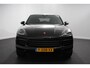 Porsche Cayenne Coupé 3.0 E-Hybrid Platinum Edition Luchtvering Leder Panoramadak Camera Navigatie Elektrisch bedienbare achterklep Apple Carplay/ Android  Lichtmetalen velgen Cruise control Sfeerlichting