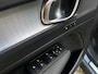 Volvo XC40 1.5 T4 Recharge R-Design Expression | AUTOMAAT | ACC | CAM | CARPLAY | CLIMA | KEYLESS | NAVI | LKA | PANO | PDC V&A | STUUR/STOELVERW.