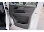 Volkswagen Transporter 2.0 TDI L2H2 30 - Airco, Cruise, PDC, Carplay, Inrichting, Trekhaak.