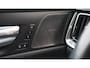 Volvo V60 2.0 T5 250pk R-Design Black Optik H&K Leder 20inch LM Navi LED Virtual Cockpit Stoel & Stuurwiel V.W. *Uitstraling*