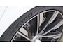 Volvo V60 2.0 T5 250pk R-Design Black Optik H&K Leder 20inch LM Navi LED Virtual Cockpit Stoel & Stuurwiel V.W. *Uitstraling*