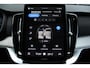 Volvo XC90 2.0 T8 Plug-in hybrid AWD Ultra Black Ed. Exec. | Verwarmde, Geventileerde en Masserende Voorstoelen | Luchtvering | Panoramadak Schuif-/Kantelfunctie | 360º Camera | Gelamineerd en Getint Glas Achter| Bowers & Wilkins premium audio | 22 inch velgen