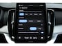 Volvo XC90 2.0 T8 Plug-in hybrid AWD Ultra Black Ed. Exec. | Verwarmde, Geventileerde en Masserende Voorstoelen | Luchtvering | Panoramadak Schuif-/Kantelfunctie | 360º Camera | Gelamineerd en Getint Glas Achter| Bowers & Wilkins premium audio | 22 inch velgen