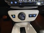 Toyota Prius 1.8 Dynamic | Parkeersensoren V+A | Stoelverwarming | Trekhaak | JBL |