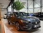 SEAT Leon Sportstourer 1.5 eTSI FR Garantie Trekhaak Carplay Camera StuurVW StoelVW Sfeer ACC Navi Cima Led Dab Rijklaar