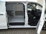 Ford E-Transit Cust. 340 L2H1 Trend 71 kWh | Trekhaak | Navigatie | 2.300kg trekgewicht | 347km actieradius