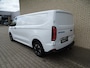 Ford E-Transit Cust. 340 L2H1 Trend 71 kWh | Trekhaak | Navigatie | 2.300kg trekgewicht | 347km actieradius