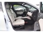Renault Clio 1.6 E-Tech Hybrid 140 Initiale Paris HEV | Leder | Bose | Stoel-/Stuurverwarming | Afn. trekhaak