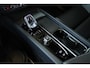Volvo XC60 T6 Plug-in hybrid AWD Plus Black Edition | Panoramadak | 360° Parkeercamera | Parkeersensoren voor + achter | Harman Kardon Premium Audio | BLIS | Adaptive Cruise Control | Google Infotainment | Parkeerverwarming |