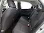 Toyota Yaris 1.5 Hybrid 115 Dynamic Comfort Pack | Dealeonderhouden | Stuur en stoelverwarming | PDC rondom | Onderweg-naar-dealer