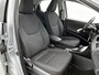 Toyota Yaris 1.5 Hybrid 115 Active + | BTW voertuig | Stuur en stoelverwarming | Parkeersensoren voor+achter | Apple CarPlay/Android Auto | Cruise Control adaptive |