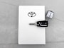 Toyota Yaris 1.5 Hybrid 115 Dynamic Comfort Pack | Dealeonderhouden | Stuur en stoelverwarming | PDC rondom | Onderweg-naar-dealer