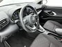 Toyota Yaris 1.5 Hybrid 115 Dynamic Comfort Pack | Dealeonderhouden | Stuur en stoelverwarming | PDC rondom | Onderweg-naar-dealer