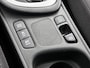 Toyota Yaris 1.5 Hybrid 115 Dynamic Comfort Pack | Dealeonderhouden | Stuur en stoelverwarming | PDC rondom | Onderweg-naar-dealer