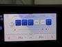 Volkswagen Golf 1.5 eTSI R-Line | Panoramadak | Stoelverwarming | Matrix LED | Keyless | Sfeerverlichting | Carplay | Adaptive cruise | Navigatie | Side Assist | Park Assist | Stuurverwarming | Sportstoelen