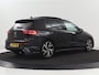 Volkswagen Golf 1.5 eTSI R-Line | Panoramadak | Stoelverwarming | Matrix LED | Keyless | Sfeerverlichting | Carplay | Adaptive cruise | Navigatie | Side Assist | Park Assist | Stuurverwarming | Sportstoelen