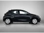 Toyota Yaris 1.5 Hybrid 115 Active + Comfort Pack | Dealeonderhouden | Stuur en stoelverwarming | PDC rondom | Onderweg-naar-dealer