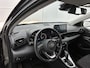 Toyota Yaris 1.5 Hybrid 115 Active + Comfort Pack | Dealeonderhouden | Stuur en stoelverwarming | PDC rondom | Onderweg-naar-dealer