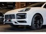 Porsche Cayenne Coupé 3.0 E-Hybrid, 462 PK, Techart/Front/Spoiler, Carbon/In/Ext., Head/Up, Adapt.Cruise/Control, 22'' GT/Desgin!!