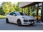 Porsche Cayenne Coupé 3.0 E-Hybrid, 462 PK, Techart/Front/Spoiler, Carbon/In/Ext., Head/Up, Adapt.Cruise/Control, 22'' GT/Desgin!!