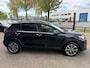 Kia Stonic 1.0 T-GDi 120PK Navi,Clima,CarPlay,Trekhaak,Camera,Isofix,Pdc,Stoel&StuurVerwarming,UsbAux,Dakrail,Bluetooth,HogeInstap