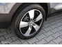 Volvo XC40 1.5 T3 Momentum Pro | Stoelverw. voor en achter | LED | ACC | Pilotassist | Stuurwielverw. | Standkachel | Recent beurt gehad | Thundergrey