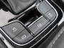 Skoda Karoq 1.5 TSI ACT Business Edition Plus DSG | trekhaak wegklapbaar | pano dak | voorruitverwarming | camera | adaptive cruise