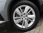 Skoda Karoq 1.5 TSI ACT Business Edition Plus DSG | trekhaak wegklapbaar | pano dak | voorruitverwarming | camera | adaptive cruise
