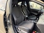 Toyota Corolla 2.0 Hybrid Executive | Bi-tone | Stoelverwarming | Sensoren V/A