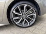 Toyota Corolla 2.0 Hybrid Executive | Bi-tone | Stoelverwarming | Sensoren V/A