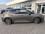 Toyota Corolla 2.0 Hybrid Executive | Bi-tone | Stoelverwarming | Sensoren V/A