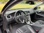 Volvo V60 2.0 D4 Nordic+ / Incl. BTW / 1 Eigenaar / Automaat / Distributie verv. / Clima / Stoel-Bank verw. / Camera / Navi / CC /