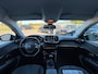 Peugeot 208 1.2 PureTech Allure 74KW / 100PK / CARPLAY / KEYLESS / CRUISE / ECC / CAMERA / PDC / LMV