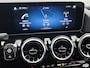 Mercedes-Benz B-klasse 180 Advantage | Stoelverwarming | LED | Car Play | Parkeerpakket met Camera | Cruise Controle | Inclusief 24 maanden Mercedes-Benz Certified garantie voor Europa.