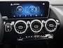 Mercedes-Benz B-klasse 180 Advantage | Stoelverwarming | LED | Car Play | Parkeerpakket met Camera | Cruise Controle | Inclusief 24 maanden Mercedes-Benz Certified garantie voor Europa.