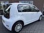 Volkswagen Up! 1.0 NIEUWE APK / NAVI.VIA.APP / AIRCO / RIJKLAAR / INCL GARANTIE
