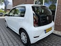 Volkswagen Up! 1.0 NIEUWE APK / NAVI.VIA.APP / AIRCO / RIJKLAAR / INCL GARANTIE
