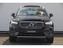 Volvo XC40 T5 272PK Automaat Plug-in hybrid Inscription Elektrische stoelen / Trekhaak / Panoramadak / Polestar tuning / Lederen bekleding / Adaptieve cruise control / Parkeersensoren met 360 camera / Harman Kardon audio / Mistlampen / Stoel - en stuurwielverwarming