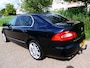 Skoda Superb 1.8 TSI Elegance 161pk Leder Navi Schuifdak Xenon Trekhaak