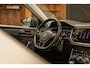 Volkswagen T-Roc 2.0 TSI 4Motion Sport Business R Schuifdak | Camera | Adapt. Cruise