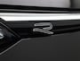 Volkswagen Golf 1.5 eTSI R-Line | IQ-LIGHT | PANORAMADAK | NAVIGATIE  | SFEERVERLICHTING | ADAPTIVE CRUISE CONTROL | PARKEERSENSOREN VOOR & ACHTER | GETINT GLAS |