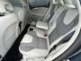 Volvo V40 2.0 T2 Momentum Navigatie / Parkeerverwarming / Stoelverw. / Park assist / High Performance Audio