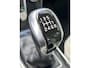 Volvo V40 2.0 T2 Momentum Navigatie / Parkeerverwarming / Stoelverw. / Park assist / High Performance Audio
