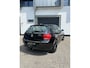 BMW 1-Serie 118i Black edition / 18 lmv